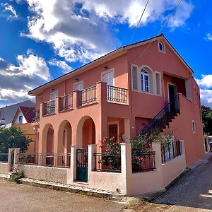 Melissani House Karavomylos